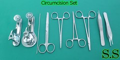 Circumcision Set c/w “2 Gomco” style clamp 1.1cm+3.5cm, s/s & 6 s/s inst DS-831