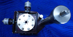 MDC UHV XYZ positioner PSM-2504, 4.5″ conflat with 0 length reducer to 1.33″