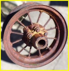 G768A RW45A * John Deere 66 Plow Wheel * 18″ * Round Spoke * Nice * G769A * 5.50