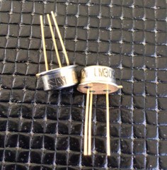 ( lot of 2 ) LM309H TO-39 Gold Leads Positive Voltage Regulator NOS , Excellent