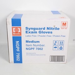 1000 MEDIUM SYNGUARD NITRILE LATEX-PROTEIN FREE EXAM GLOVES 10 BOXES/100