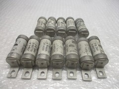 BRUSH 40K07C FUSE LOT OF 12 NSNP