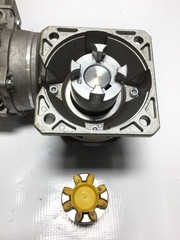 Lenze Bachofen TR71C4 Gearmotor 0.55/0.66kW 1400/1680rpm
