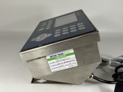 Mettler Toledo IND570 Harsh Industrial Weighing Terminal – Working