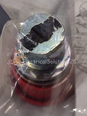 New Allen Bradley 800FM-MP44E3 3-Pos Pull Red Mushroom Top Button – Free Ship