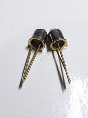 5PCS BPW77NA TFK NPN Phototransistor 70V 50mA TO-18 Metal Case