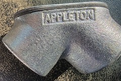 Appleton FEL-75 3/4″ Malleable Iron Threaded Pulling Elbow Water-Tight Qty 10