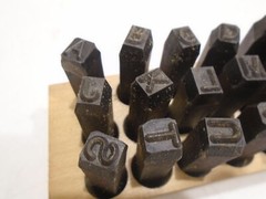 YOUNG BROS. STAMP WORKS 06271 STEEL STAMPS 1/4″ LETTERS A-Z