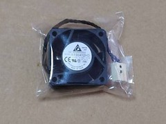 1pcs Delta EFB0412HD 4020 12V 0.12A 4CM cooling fan 4pin
