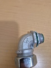 Sepco SLT35T, 1/2″ 90-Degree Liquid-tight Connector (Lot of 16)