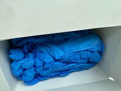 2 Boxes of 100 Nitrile Disposable Gloves for Household Cleaning Work Small Blue
