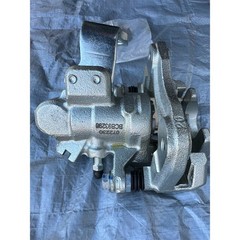 Unbranded Rear Left & Right Disc Brake Caliper Set w/ Brackets Hardware