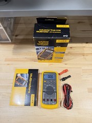 FLUKE 87V TRUE RMS MULTIMETER W/ LEADS (TESTED) SHIPS FAST