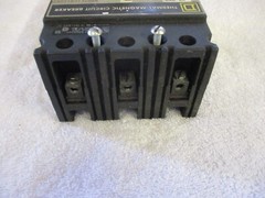 Square D Thermal Magnetic Circuit Breaker 30A 3 Pole FAL34030 Ser 2