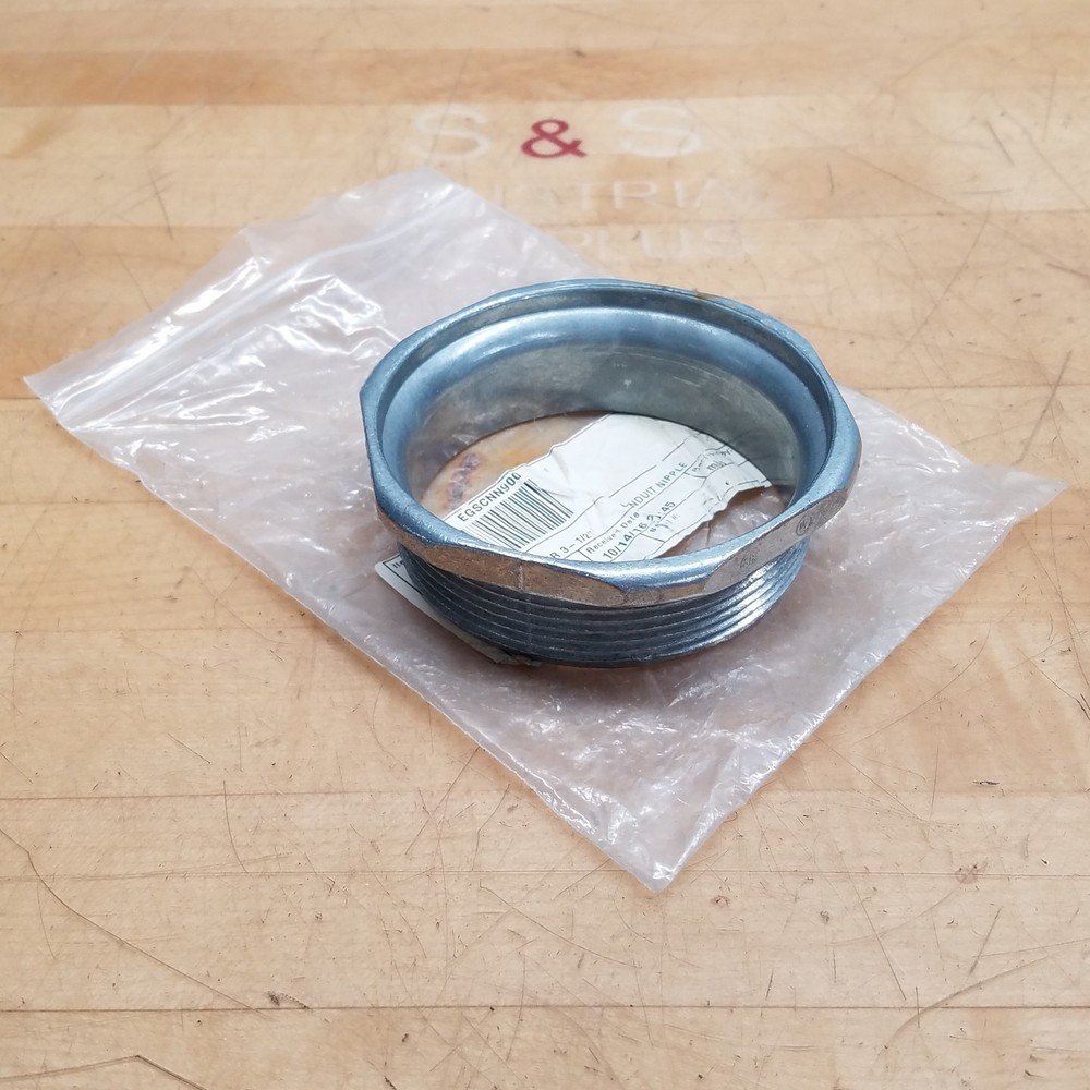 Appleton CNN-900 3-1/2″ Conduit Nipple, Zinc Diecast – NEW