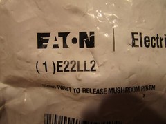 EATON E22LL2, 40MM TWIST TO RELEASE MUSHROOM OPERATOR, S0005
