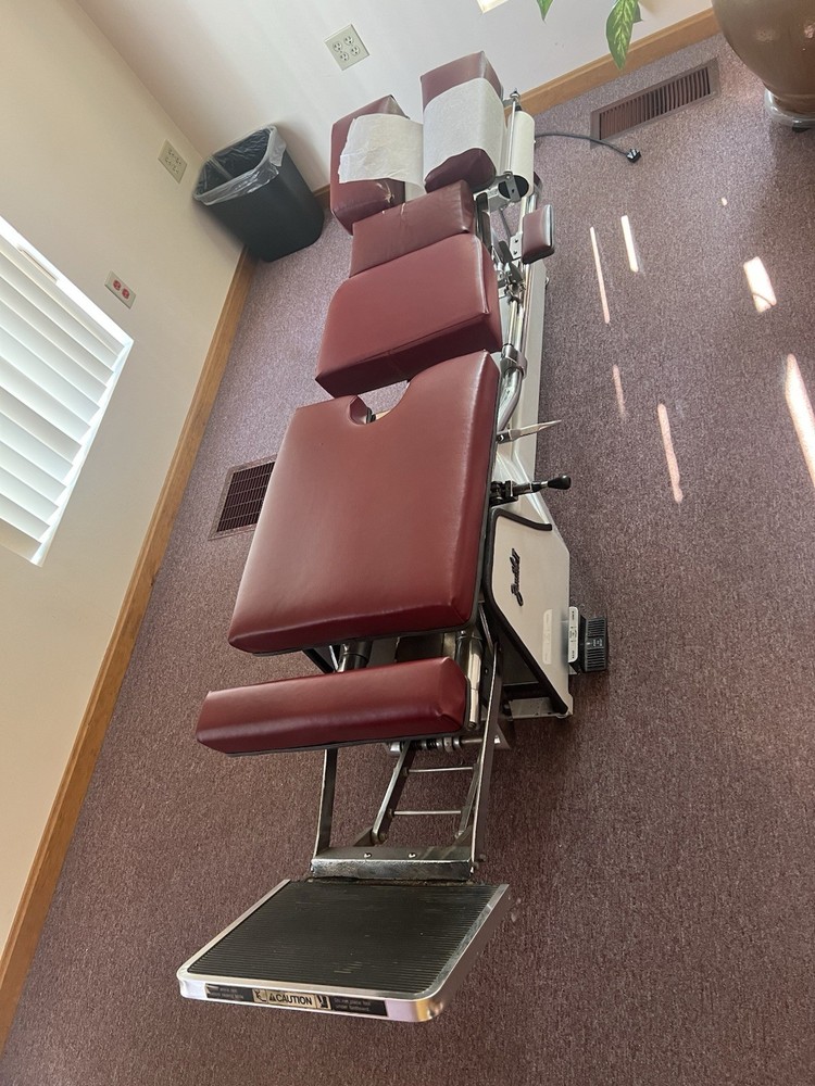 Zenith HiLo 210 model with breakaway Lumbar section and Pelvic Drop table