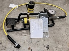 Enerpac SCR252FP 25 Ton Cylinder & Foot Pump Set RC252 P392FP GF20P HC7206 GA2