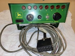 John Deere Seed Flow Monitor Planter M-6000 8 row in very nice condition!