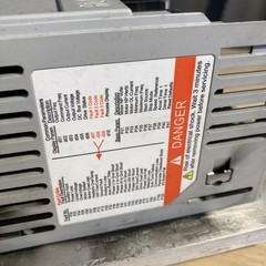 Allen Bradley 22B-D024H204 PowerFlex 40 11 kW 15 HP AC Drive For Parts As Is