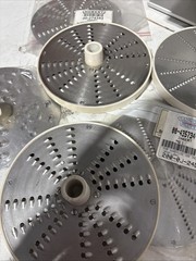 Hobart FP150 15 Qt Commercial Batch Bowl Food Processor LotsSlicing Discs Clean