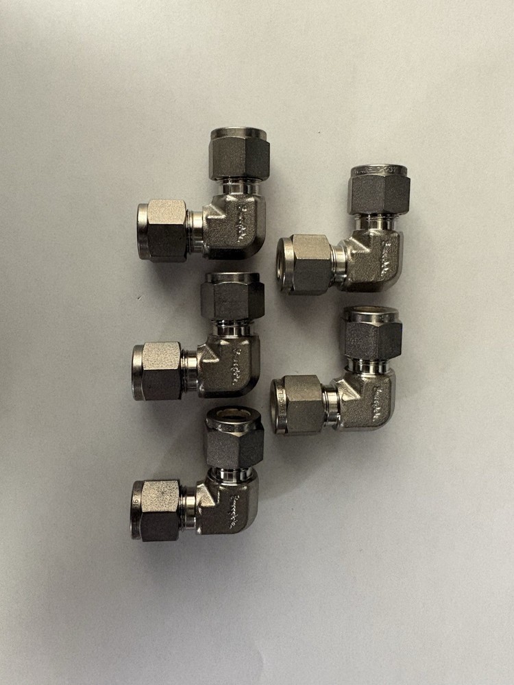 Lot of 5 Swagelok SS-600-9 Union Elbow 3/8” Tube Fitting Stainless Steel