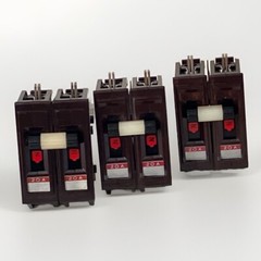 Wadsworth A220N 20 Amp 2 Pole 2P Type A METAL FOOT Circuit Breaker A220 WA220