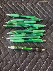 1250 Misprint Green Pens – Ballpoint Retractable Click Pen