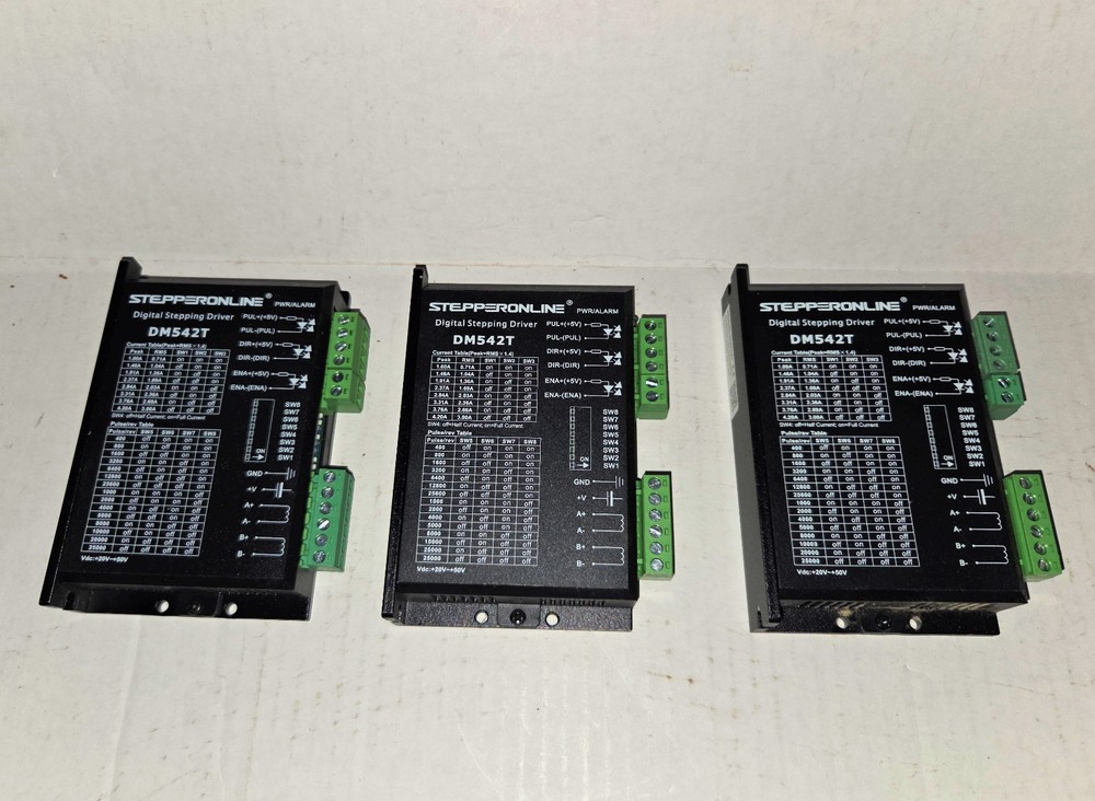 3 Stepperonline Stepper motor drivers DM542T for Nema 17/23 Motors