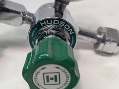Hudson Model 2640 Medical Oxygen Pressure Regulator, Individual Item