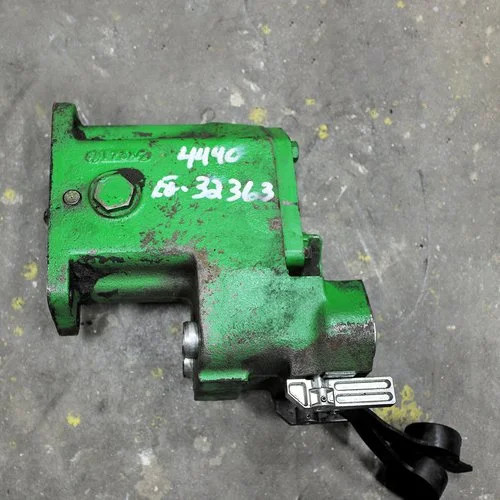 Used Selective Control Valve w/ ISO Couplers fits John Deere 4230 4430 AR82561