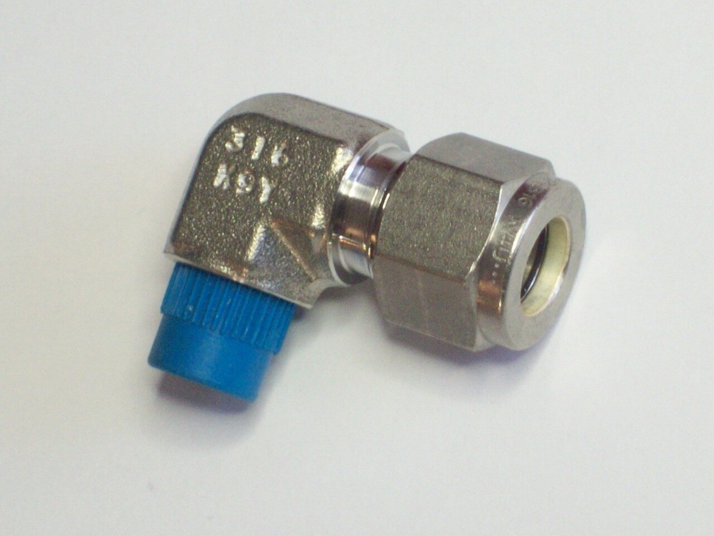 1- Swagelok Stainless Steel Elbow Fitting, 3/8″ Tube x 1/8″ Male NPT, SS-600-2-2