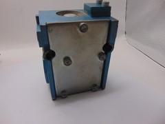 One Solenoid Valve 56C-57-RA Mac Air Hybrid Power Used