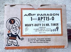 VINTAGE AMF PARAGON HEAVY-DUTY 24 HOUR TIMER MODEL APT15-0