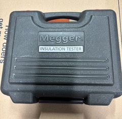 Megger MIT330 – Analog/Digital Insulation Tester, 250/500/1000 V