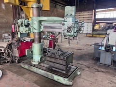 4′ x 11″ Radial Drill, Carlton, power elevation & clamp. Tilting Box Table.