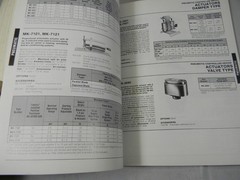 Barber Colman Controls Manual – 1983 Electric – Electronic – Pneumatic 10E