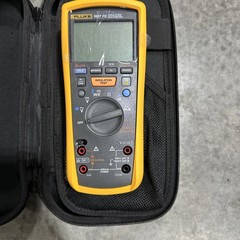 New Fluke 377FC CLAMP METER