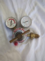 Uniweld Oxygen Compressed Gas Regulator Gauge 592H USA Oxygen Series Untested