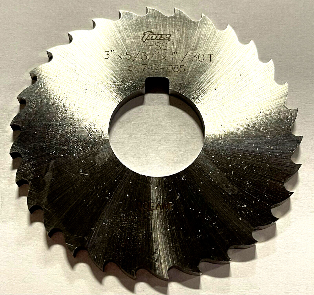 TOOLMEX HSS Plain Slitting Saw 3″ x 5/32″ x 1″ .250″ Keyway 30 Teeth 5-747-085