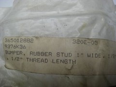 INDUSTRIAL SPARE 9376K36 320E-05 RUBBER BUMPER LOT OF 10 NSNP