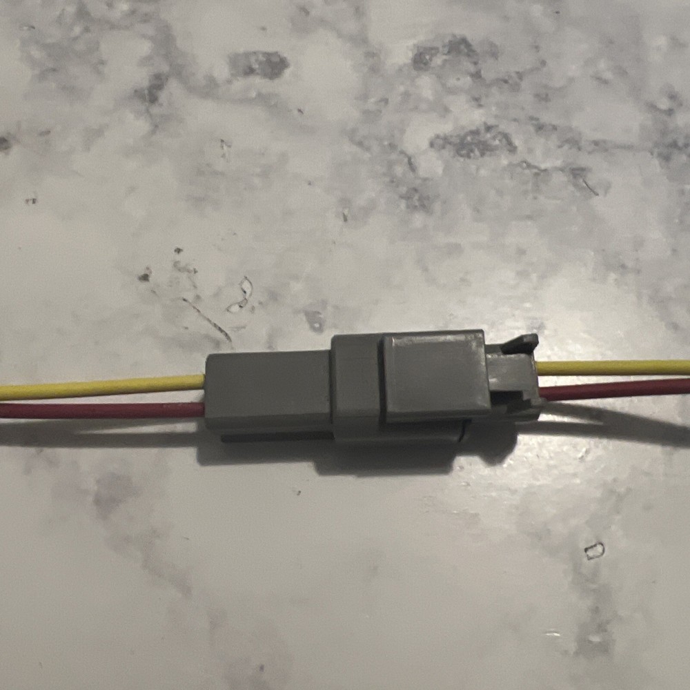 18 AWG Gray Deutsch DTM 2 Pin Automotive Wire Waterproof Connector Yellow Red