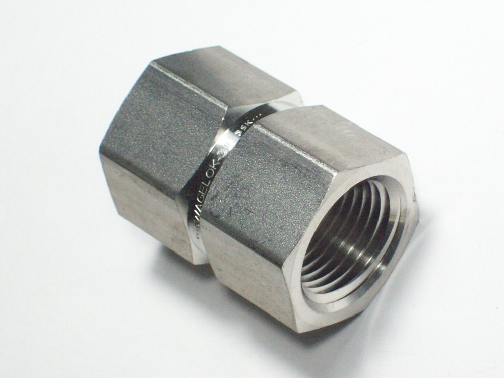 Swagelok Stainless Steel Pipe Hex Coupling, 1/2″ FNPT, SS-8-HCG