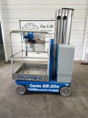 2013 Genie GR20 20′ Electric Vertical Mast Lift Manlift Aerial Skyjack JLG #6129