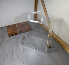 Vintage Acrylic & Wood Swivel Retail Display Case Countertop Showcase Box C37