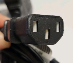 SF Cable 6 feet UK BS1363 3-pin plug to IEC C19 Power Cord