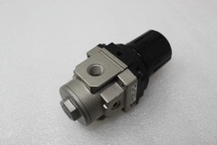 SMC NARP3000-N02 Precision Regulator, 0.005-0.3 MPa Set Pressure, 1/4″ NPT