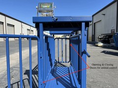 US-BC7120HD “Big Blue” Livestock Scale (500 lb x 0.5 lb)