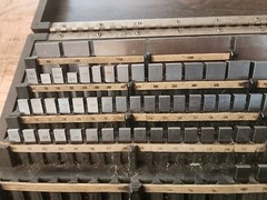 STARRETT WEBER GAGE BLOCK SET IN WOODEN CASE 81 PCS