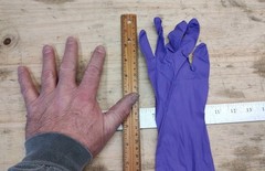 NEW Box Of 50 KIMBERLY CLARK KC500 50601 SMALL 12″ PURPLE NITRILE-XTRA GLOVES
